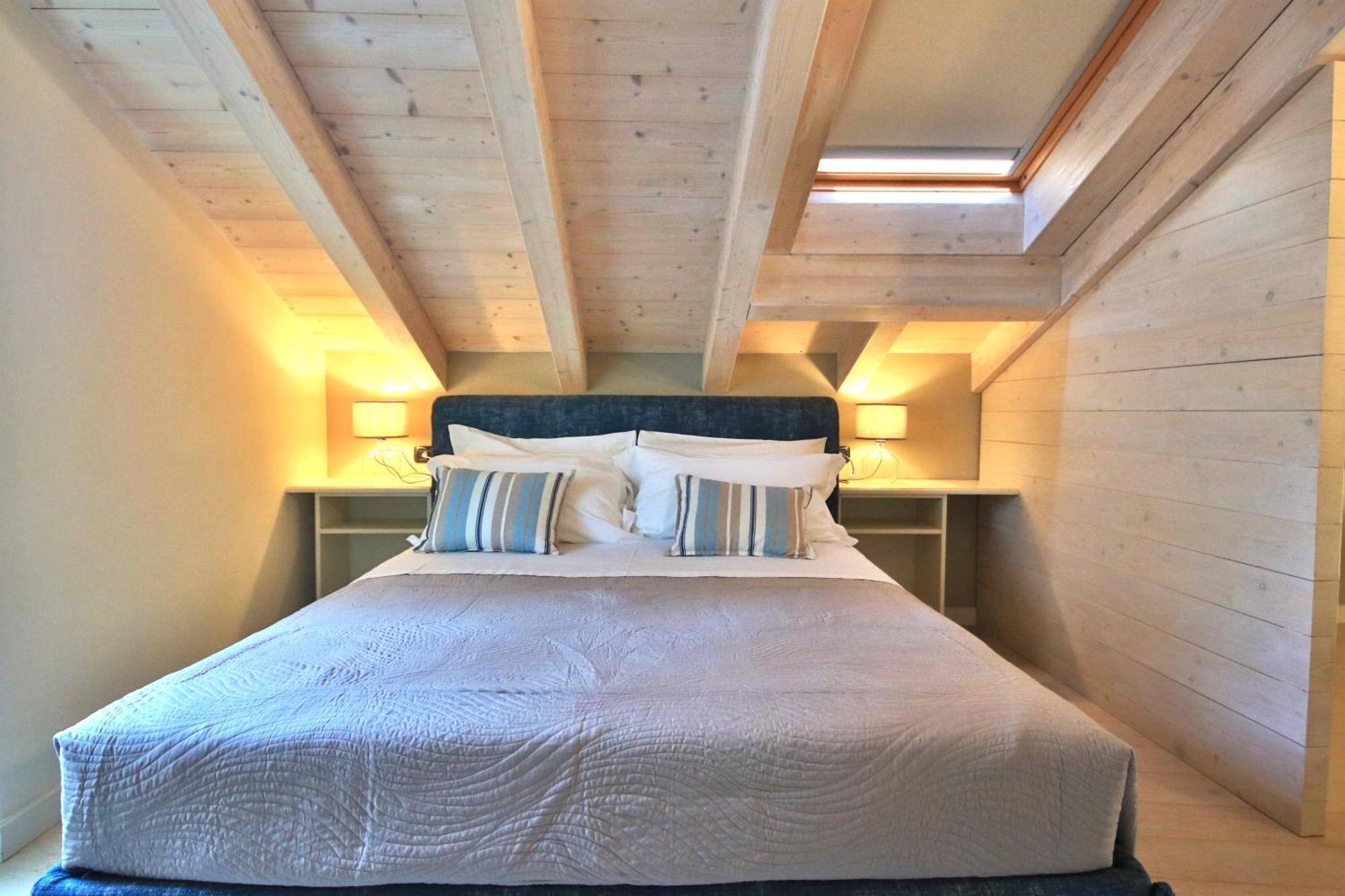Liszt Attic By Klabhouse Apartment เบลลาโจ ภายนอก รูปภาพ