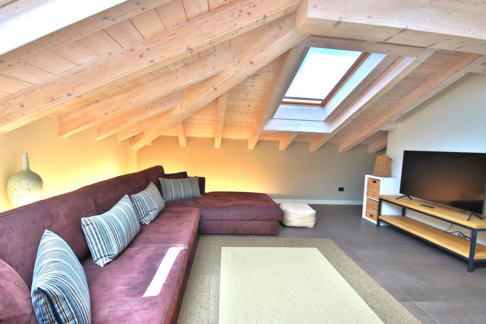 Liszt Attic By Klabhouse Apartment เบลลาโจ ภายนอก รูปภาพ