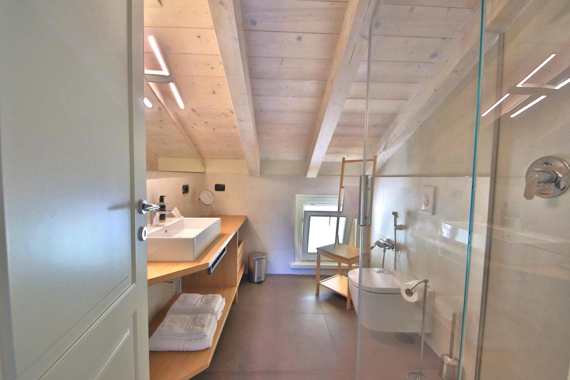 Liszt Attic By Klabhouse Apartment เบลลาโจ ภายนอก รูปภาพ