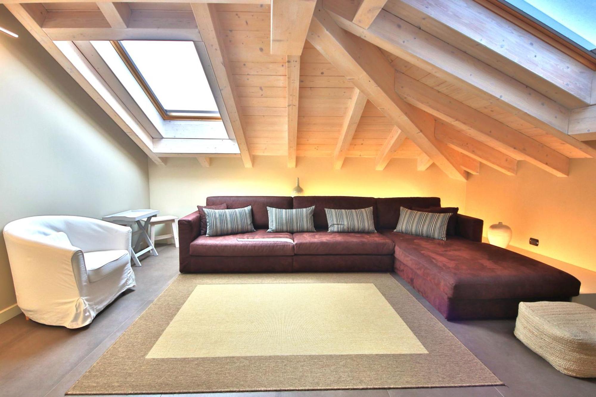Liszt Attic By Klabhouse Apartment เบลลาโจ ภายนอก รูปภาพ